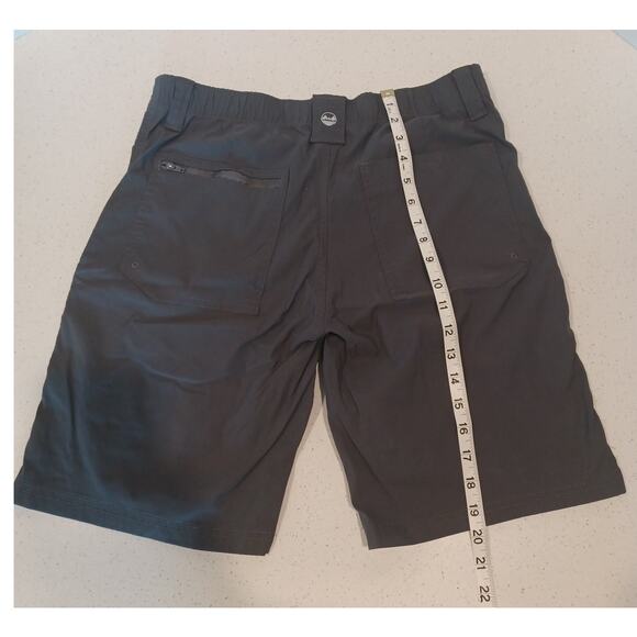 Magellan Outdoors Shorts Men's Gray Sz.32 Round Rock Cargo Fishing Hiking - Picture 6 of 6